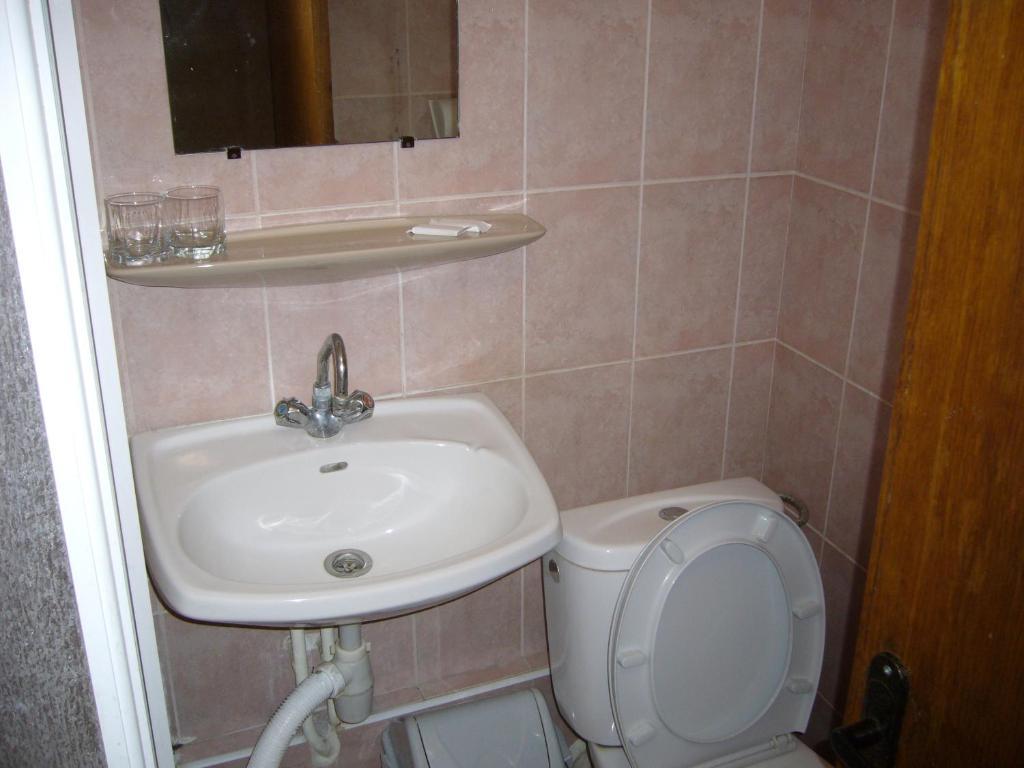 Hotel Profspilkovyi Lutsʼk Δωμάτιο φωτογραφία