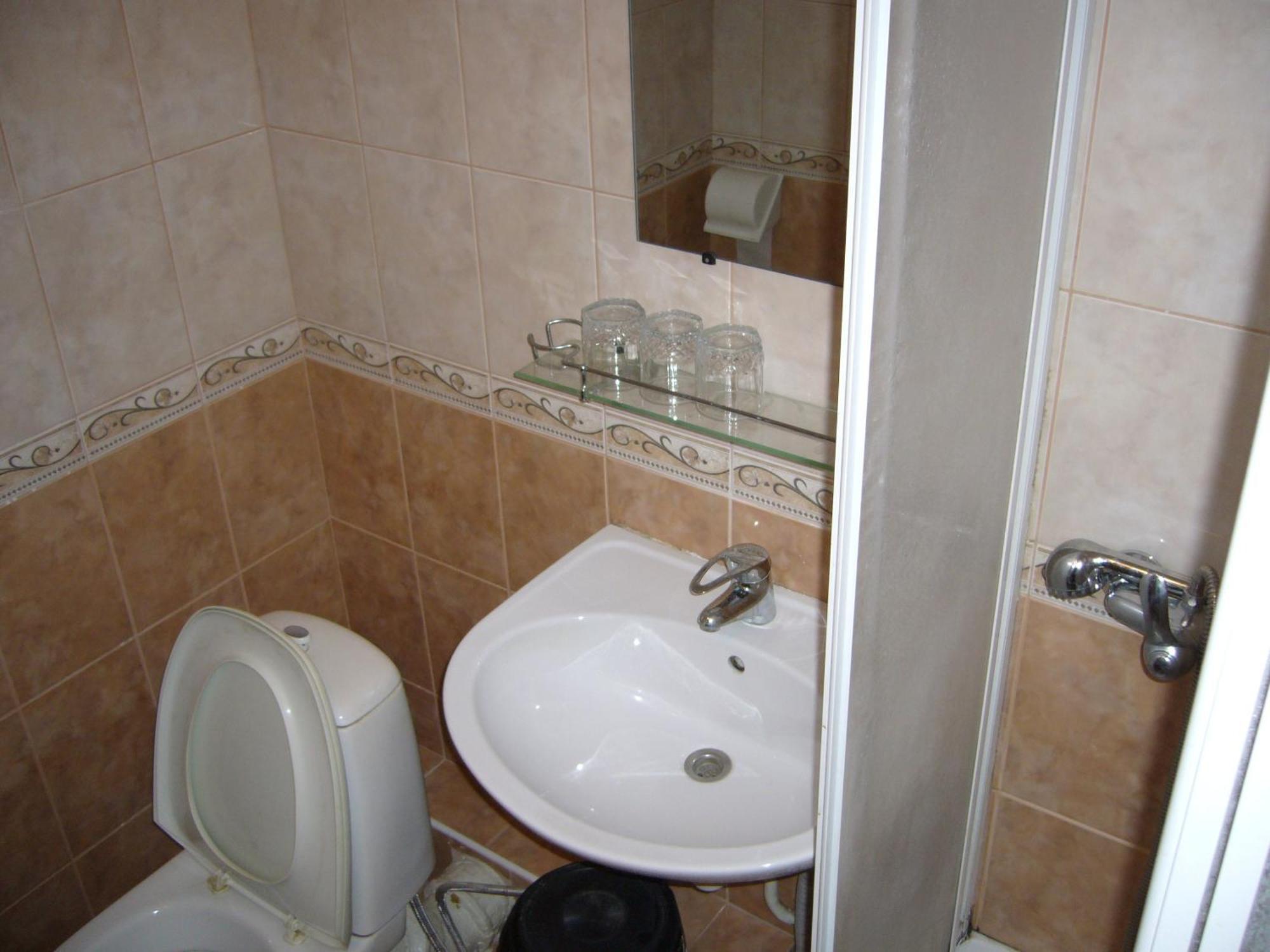 Hotel Profspilkovyi Lutsʼk Εξωτερικό φωτογραφία