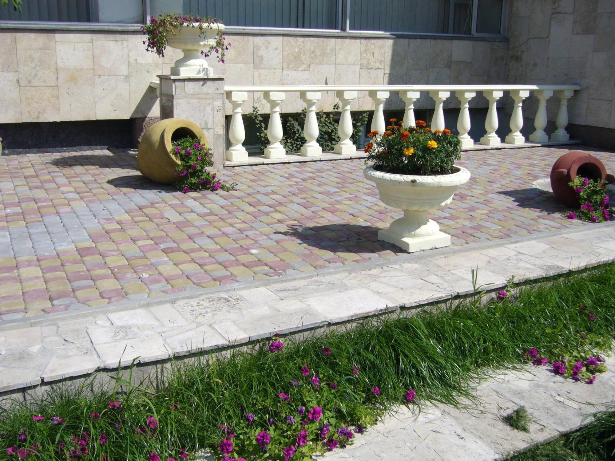 Hotel Profspilkovyi Lutsʼk Εξωτερικό φωτογραφία